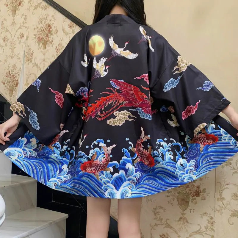 Czarna narzutka kimono vintage z feniksem, żurawiami i karpiami koi, widok z tyłu